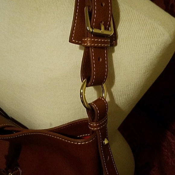 Gorgeous Dooney & Bourke bag - Picture 2 of 4